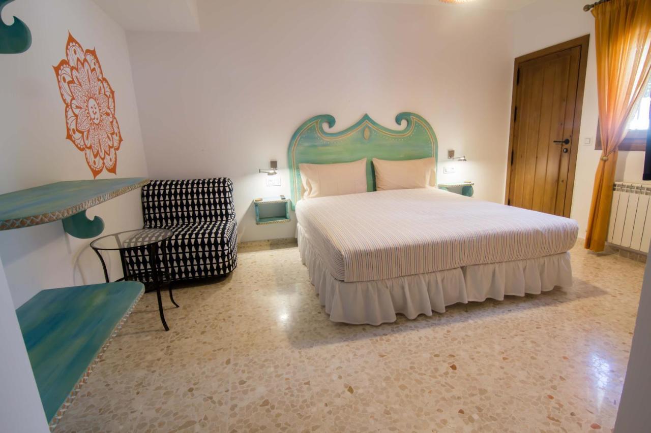 Hostal Casa Arco Iris Лос-Каньос-де-Мека Экстерьер фото