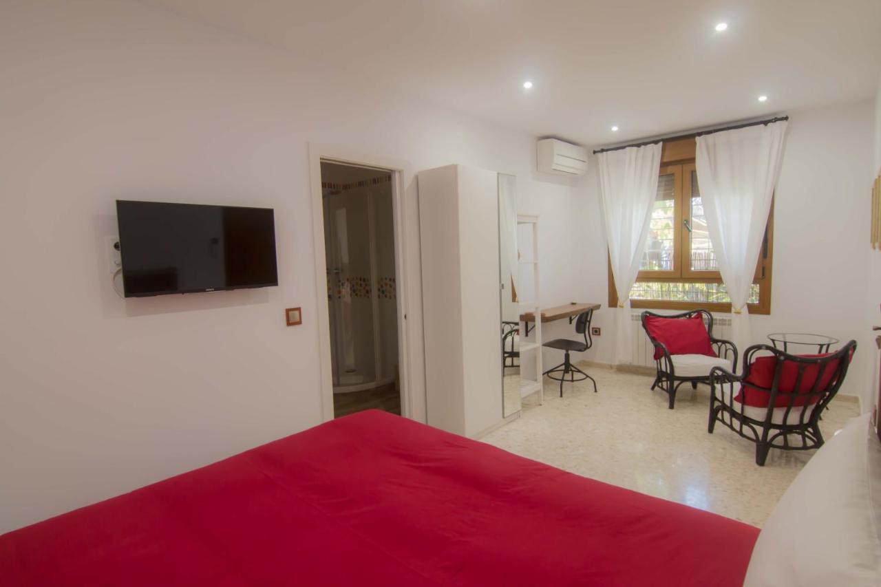 Hostal Casa Arco Iris Лос-Каньос-де-Мека Экстерьер фото