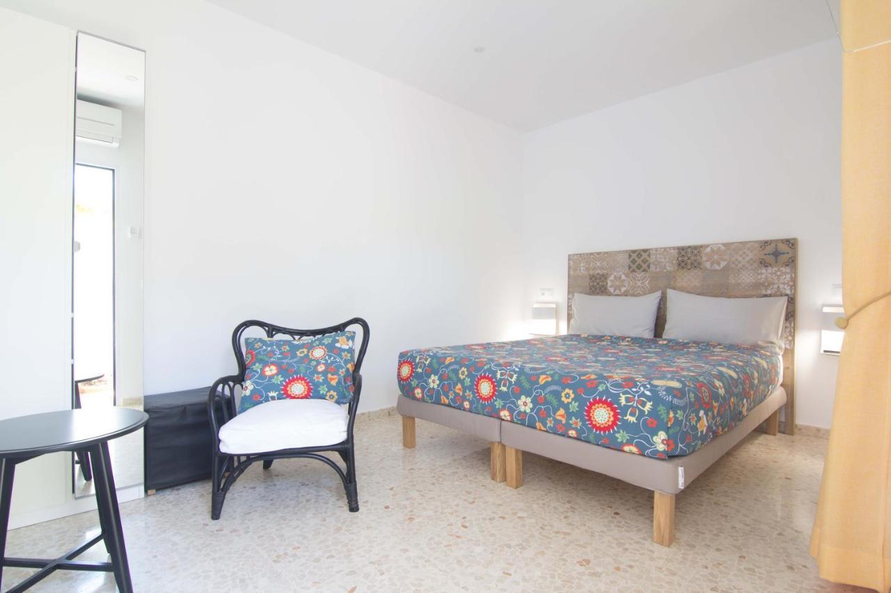 Hostal Casa Arco Iris Лос-Каньос-де-Мека Экстерьер фото