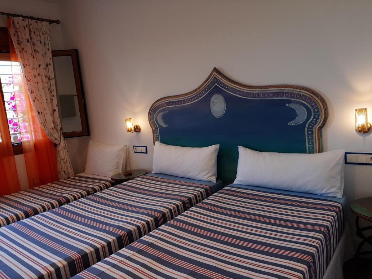 Hostal Casa Arco Iris Лос-Каньос-де-Мека Экстерьер фото